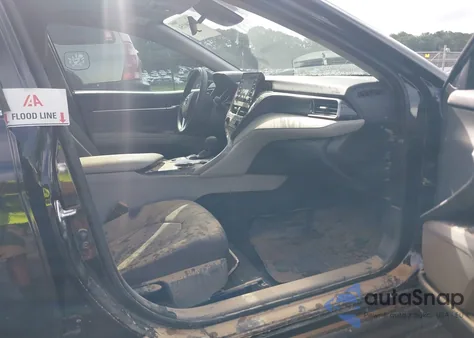 2023 Toyota Camry Le Hybrid from USA, damaged, VIN 4T1C31AK5PU605317